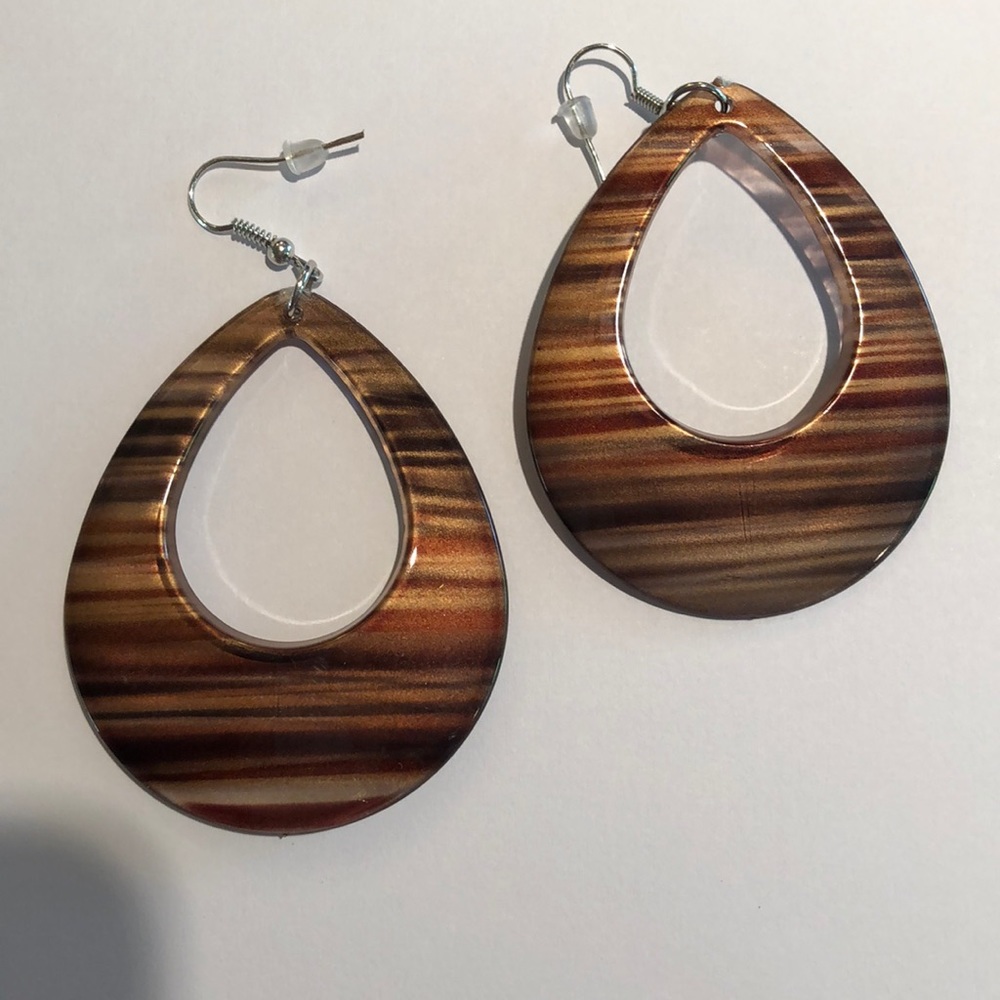 💛 Big bold striped earrings 💛